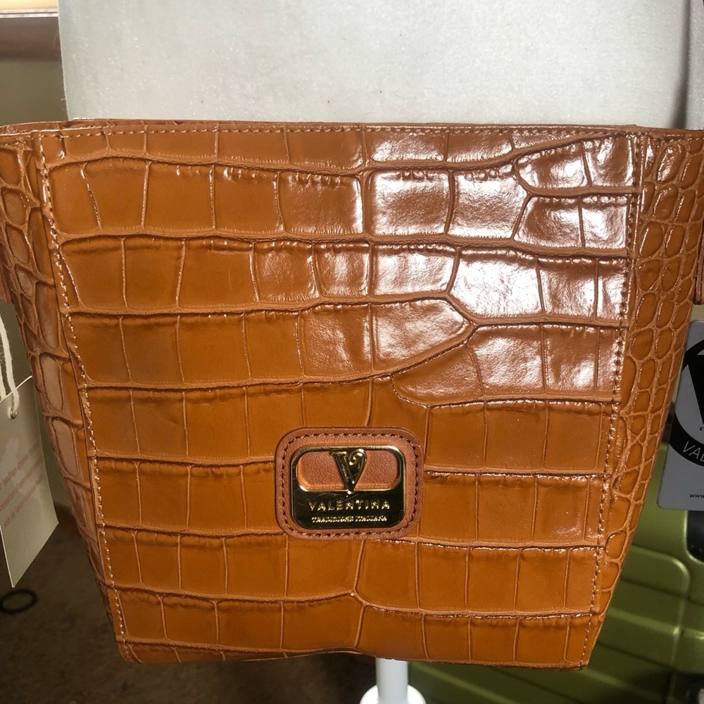 NWT Authentic VALENTINA Italian Leather Crossbody